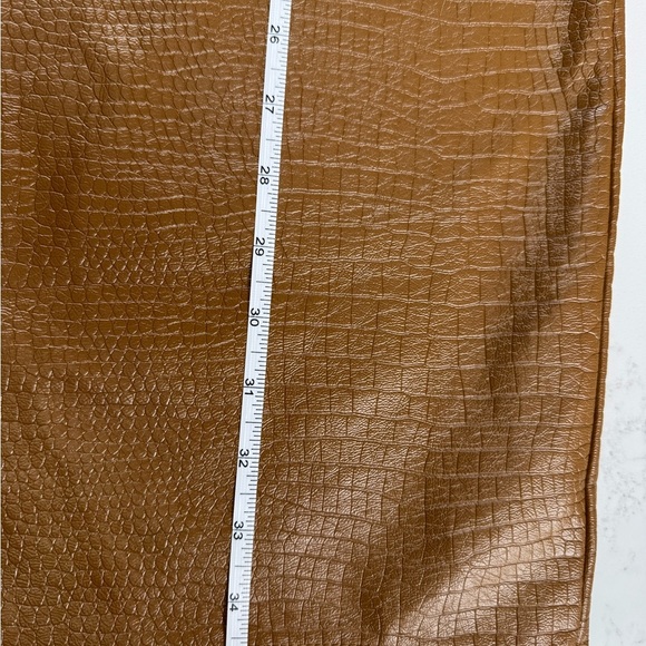 Shelby & Palmer Elegant Tan Sleeveless Dress size 6 - Picture 12 of 12